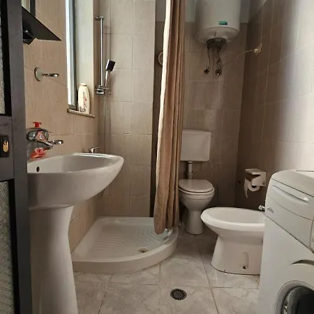 Apartment Bros *